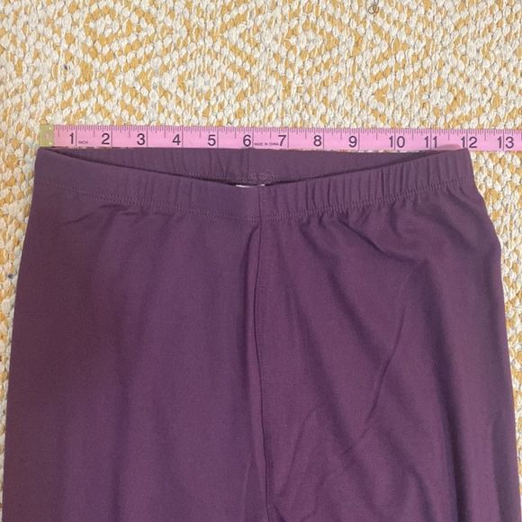 Plum Purple Round Neck Long Sleeve Top and Leggings 2 Piece Set - Medium - Picture 7 of 7